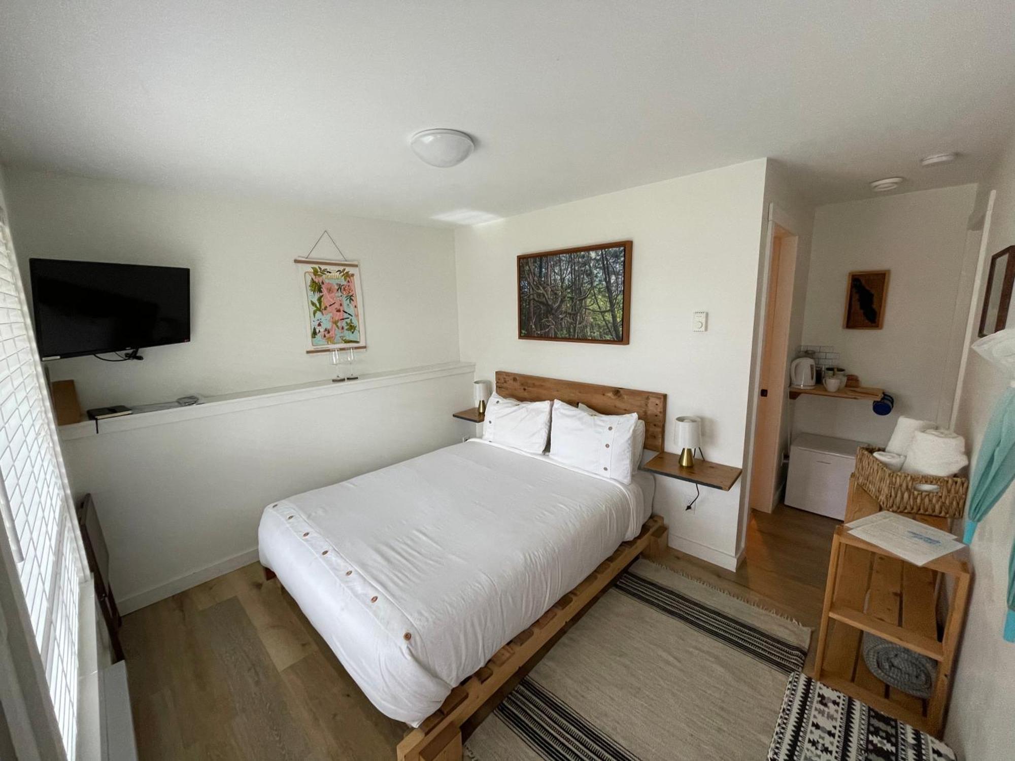 Hotel Sounds Of The Sea Ucluelet Exteriér fotografie
