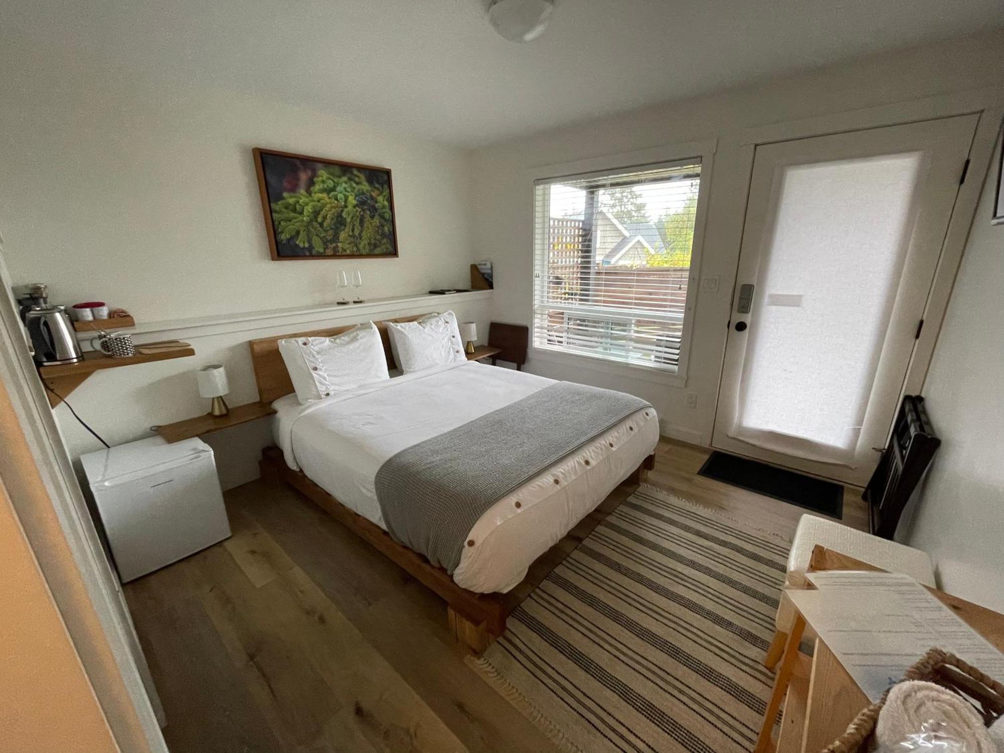 Hotel Sounds Of The Sea Ucluelet Exteriér fotografie
